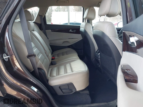 2016 Kia Sorento EX with VIN 5XYPHDA12GG020664, listed as a IAAI auction lot 41476594 with 111,892 mi miles and . Bid and sale history available at DreamBid. Image 8.