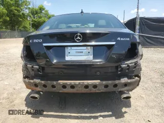 2012 Mercedes-Benz C 300 Sport with VIN WDDGF8BB8CA643615, listed as a Copart auction lot 62353045 with 105,717 mi miles and Salvage title. Bid and sale history available at DreamBid. Image 6.
