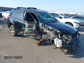2011 Toyota RAV4 Sport с VIN JTMWF4DV8B5042623, выставлен на аукционе IAAI как лот 41458146 с пробегом 173 200 миль миль и . История ставок и продаж доступна на DreamBid. Изображение 1.