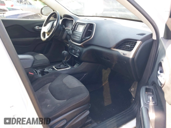 2015 Jeep Cherokee Sport с VIN 1C4PJLAB8FW531241, выставлен на аукционе IAAI как лот 41787819 с пробегом 136 720 миль миль и . История ставок и продаж доступна на DreamBid. Изображение 5.