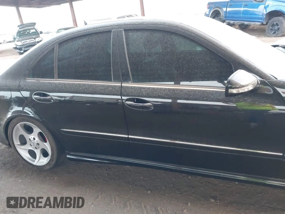 2007 Mercedes-Benz E 63 AMG with VIN WDBUF77X77B127711, listed as a IAAI auction lot 41185489 with 117,590 mi miles and . Bid and sale history available at carsss.com. Image 14.