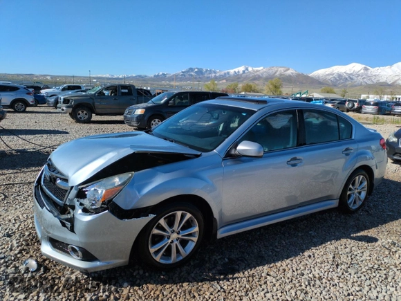 2014 Subaru Legacy Limited with VIN 4S3BMBN61E3020043, listed as a Copart auction lot 54016045 with 112,451 mi miles and Salvage title. Bid and sale history available at DreamBid. Image 1.