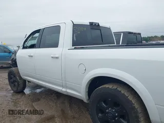 2018 Ram 2500 Laramie with VIN 3C6UR5FL7JG260700, listed as a IAAI auction lot 41343304 with Not provided miles and . Bid and sale history available at DreamBid. Image 13.