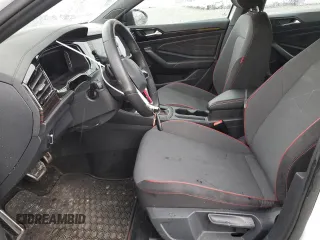 2024 Volkswagen Jetta GLI 40th Anniversary Edition z VIN 3VW9T7BU7RM021264, wystawiony jako Copart lot #50994425 z przebiegiem 16 550 mil mil oraz Szkoda całkowita • Salvage title. Historia ofert i sprzedaży dostępna na DreamBid. Obrazek 7.