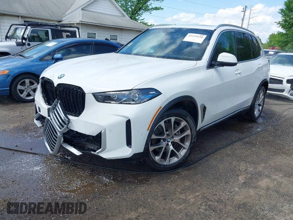 2024 BMW X5 xDrive40i with VIN 5UX23EU00R9V34355, listed as a IAAI auction lot 42135650 with 25,098 mi miles and . Bid and sale history available at DreamBid. Image 17.