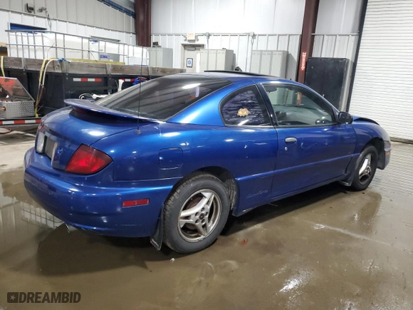 2003 Pontiac Sunfire with VIN 1G2JB12F137385011, listed as a Copart auction lot 44898495 with 151,069 mi miles and Salvage Title. Bid and sale history available at carsss.com. Image 3.