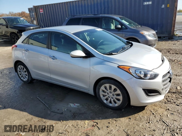 2016 Hyundai Elantra GT with VIN KMHD35LH3GU326140, listed as a Copart auction lot 77824924 with 112,047 mi miles and Non Repairable. Bid and sale history available at carsss.com. Image 4.