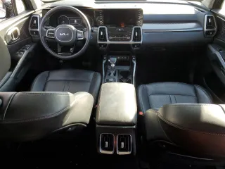2023 Kia Sorento S with VIN 5XYRL4LC8PG202083, listed as a Copart auction lot 45866825 with 17,800 mi miles and Salvage Title. Bid and sale history available at DreamBid. Image 8.