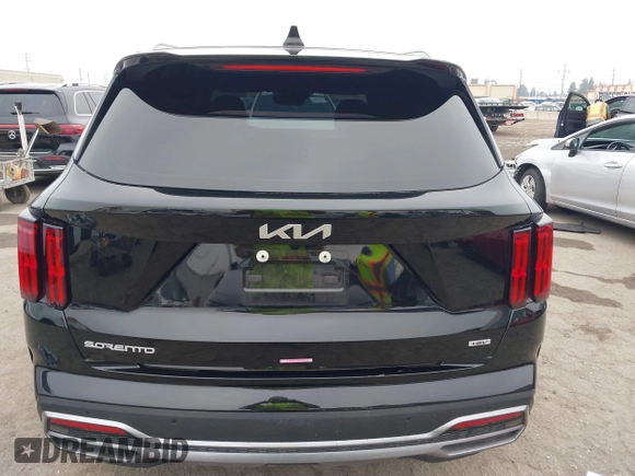 2024 Kia Sorento SX Prestige with VIN KNDRKDLGXR5247947, listed as a IAAI auction lot 42477877 with 39,120 mi miles and . Bid and sale history available at DreamBid. Image 17.