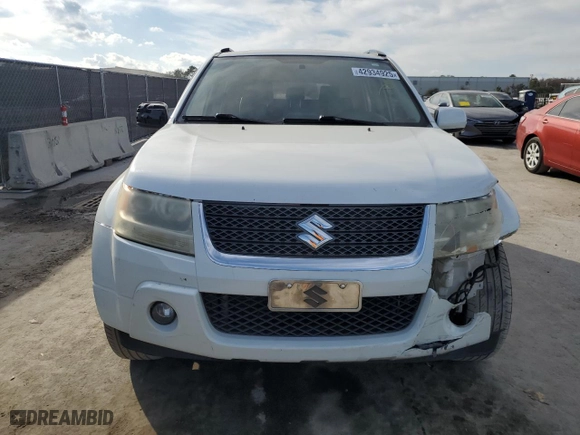 2011 Suzuki Grand Vitara Limited with VIN JS3TE0D70B4100201, listed as a Copart auction lot 42934925 with 94,388 mi miles and Salvage Title. Bid and sale history available at carsss.com. Image 5.