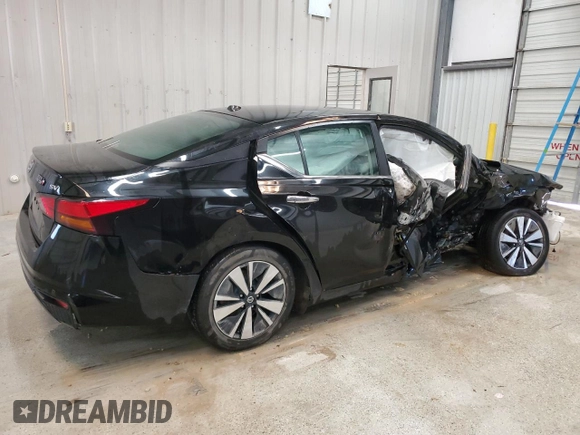 2021 Nissan Altima SV with VIN 1N4BL4DV4MN413633, listed as a Copart auction lot 56071345 with 71,458 mi miles and Clean title. Bid and sale history available at DreamBid. Image 3.
