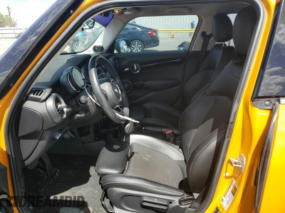 2015 MINI Hardtop 4 Door S with VIN WMWXU3C59F2B58555, listed as a Copart auction lot 64045275 with 127,596 mi miles and Salvage title. Bid and sale history available at DreamBid. Image 7.