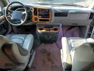 1996 Chevrolet Chevy Van z VIN 1GBFG15M7T1003777, wystawiony jako Copart lot #43272715 z przebiegiem 109 884 mil mil oraz Szkoda całkowita • Salvage title. Historia ofert i sprzedaży dostępna na DreamBid. Obrazek 8.