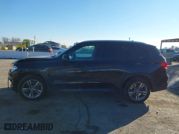 2017 BMW X5 xDrive50i z VIN 5UXKR6C56H0J83813, wystawiony jako IAAI lot #41398752 z przebiegiem 105 239 mil mil oraz . Historia ofert i sprzedaży dostępna na DreamBid. Obrazek 15.