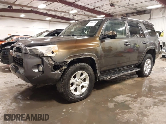 2019 Toyota 4Runner SR5 with VIN JTEBU5JR7K5672873, listed as a IAAI auction lot 41932510 with 122,894 mi miles and . Bid and sale history available at DreamBid. Image 2.