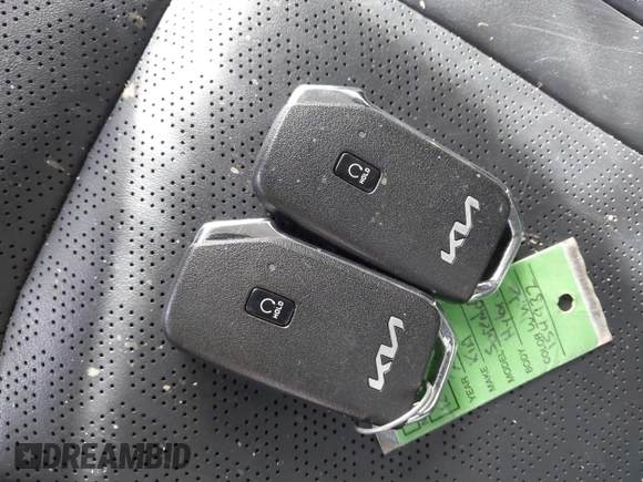 2023 Kia Sorento EX z VIN KNDRHDLG9P5154932, wystawiony jako IAAI lot #41928642 z przebiegiem 23 399 mil mil oraz . Historia ofert i sprzedaży dostępna na DreamBid. Obrazek 11.