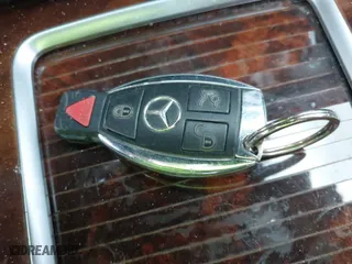 2015 Mercedes-Benz GLK-Class GLK 350 with VIN WDCGG8JB4FG362464, listed as a IAAI auction lot 41732772 with 96,295 mi miles. Bid and sale history available at carsss.com. Image 11.