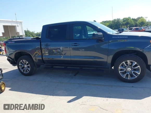 2021 Chevrolet Silverado 1500 RST with VIN 1GCPYEEK3MZ386123, listed as a IAAI auction lot 42020558 with 79,269 mi miles and . Bid and sale history available at DreamBid. Image 13.