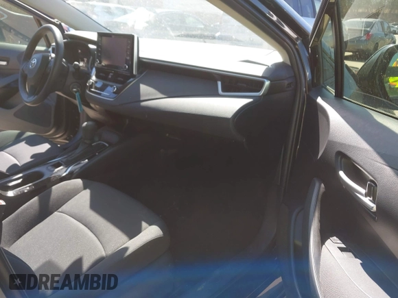 2021 Toyota Corolla LE with VIN JTDEPMAE8MJ153535, listed as a IAAI auction lot 41760121 with 69,780 mi miles and . Bid and sale history available at DreamBid. Image 5.