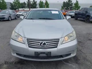 2010 Lexus ES 330 z VIN JTHBK1EG9A2386744, wystawiony jako IAAI lot #42378931 z przebiegiem 156 822 mil mil oraz . Historia ofert i sprzedaży dostępna na DreamBid. Obrazek 12.
