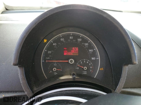 2008 Volkswagen Beetle SE with VIN 3VWRF31Y78M400350, listed as a Copart auction lot 84229794 with 198,777 mi miles and Salvage title. Bid and sale history available at DreamBid. Image 9.