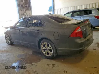 2012 Ford Fusion SE z VIN 3FAHP0HA1CR320160, wystawiony jako Copart lot #57597615 z przebiegiem 142 938 mil mil oraz Szkoda całkowita • Salvage title. Historia ofert i sprzedaży dostępna na DreamBid. Obrazek 2.