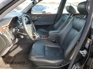 2000 Mercedes-Benz E-Class AWD with VIN WDBJF82J4YX039134, listed as a Copart auction lot 78083864 with 172,264 mi miles and Salvage Title. Bid and sale history available at carsss.com. Image 7.