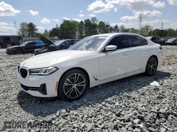 2022 BMW 5 Series 540i xDrive with VIN WBA73BJ06NWX59060, listed as a Copart auction lot 52142645 with 33,678 mi miles and Salvage title. Bid and sale history available at DreamBid. Image 1.