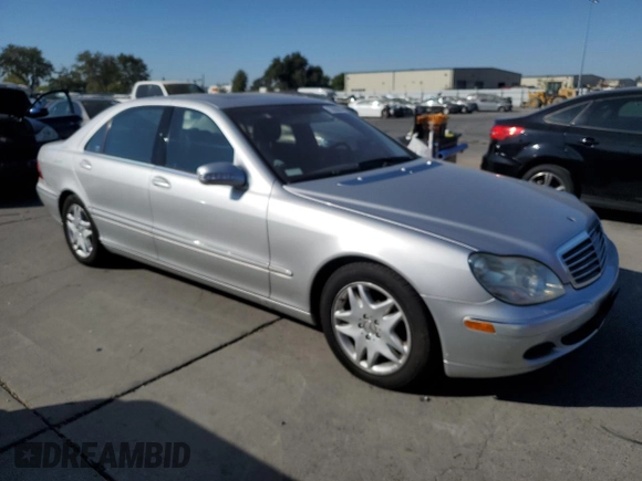 2003 Mercedes-Benz S-Class 4.3L with VIN WDBNG70J73A353125, listed as a Copart auction lot 73850844 with 142,282 mi miles and Clean Title. Bid and sale history available at carsss.com. Image 4.