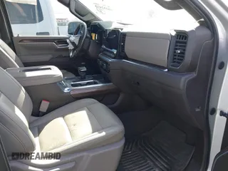 2022 Chevrolet Silverado 1500 RST with VIN 1GCPADED8NZ531299, listed as a IAAI auction lot 40452418 with Not Provided miles and . Bid and sale history available at DreamBid. Image 5.