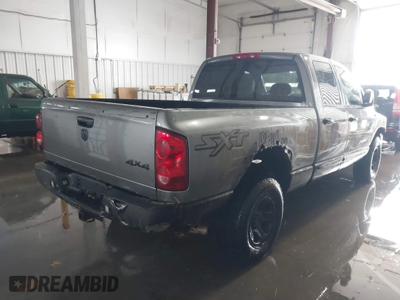 2008 Dodge Ram 1500 SLT with VIN 1D7HU18N18J231465, listed as a IAAI auction lot 41721540 with 126,523 mi miles. Bid and sale history available at carsss.com. Image 4.
