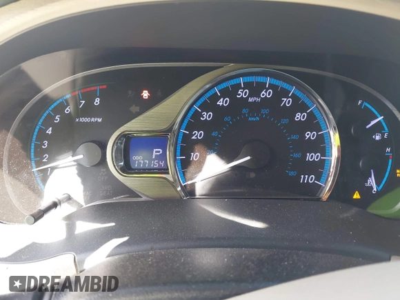2011 Toyota Sienna XLE AAS with VIN 5TDYK3DC5BS148776, listed as a IAAI auction lot 41525078 with 177,154 mi miles and . Bid and sale history available at DreamBid. Image 7.