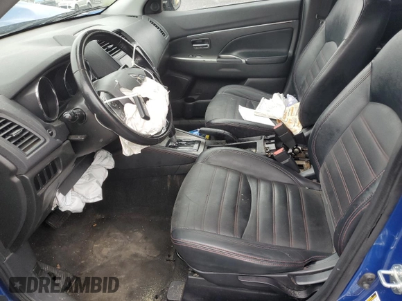2018 Mitsubishi Outlander SE with VIN JA4AP3AW8JZ034764, listed as a Copart auction lot 60933175 with 140,777 mi miles and Salvage title. Bid and sale history available at DreamBid. Image 7.