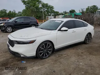 2024 Honda Accord Touring z VIN 1HGCY2F88RA027566, wystawiony jako Copart lot #58067345 z przebiegiem 61 654 mil mil oraz Szkoda całkowita • Salvage title. Historia ofert i sprzedaży dostępna na DreamBid. Obrazek 1.
