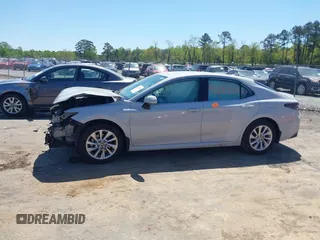 2023 Toyota Camry LE z VIN 4T1C11AK9PU142300, wystawiony jako IAAI lot #42063540 z przebiegiem 34 048 mil mil oraz . Historia ofert i sprzedaży dostępna na DreamBid. Obrazek 14.