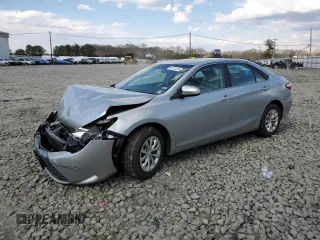 2015 Toyota Camry XLE with VIN 4T4BF1FK2FR459619, listed as a Copart auction lot 53112415 with 136,723 mi miles and Salvage Title. Bid and sale history available at carsss.com. Image 1.