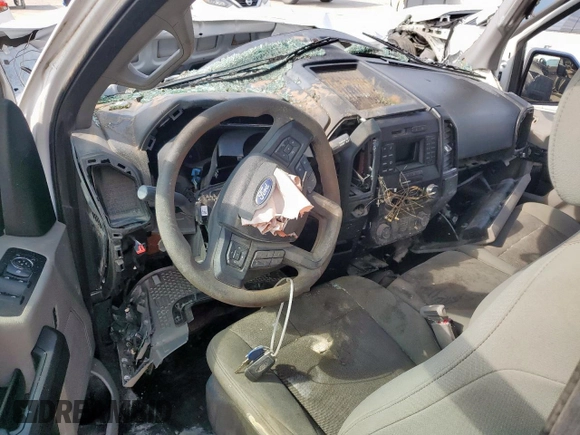 2015 Ford F-150 XL z VIN 1FTEX1CP4FFB34869, wystawiony jako Copart lot #59514365 z przebiegiem Nie podano mil oraz Szkoda całkowita • Salvage title. Historia ofert i sprzedaży dostępna na DreamBid. Obrazek 8.