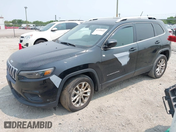 2019 Jeep Cherokee Latitude z VIN 1C4PJLCB2KD114541, wystawiony jako IAAI lot #42399685 z przebiegiem 174 052 mil mil oraz . Historia ofert i sprzedaży dostępna na DreamBid. Obrazek 20.