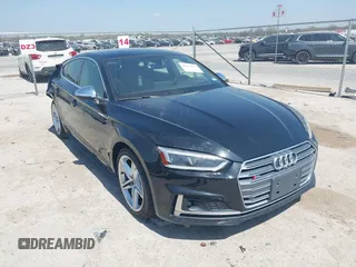 2018 Audi S5 Sportback Prestige z VIN WAUC4CF58JA071848, wystawiony jako IAAI lot #41879425 z przebiegiem 44 296 mil mil oraz . Historia ofert i sprzedaży dostępna na DreamBid. Obrazek 1.
