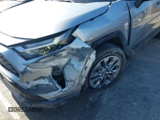 2024 Toyota RAV4 XLE Premium с VIN 2T3C1RFV0RC272866, выставлен на аукционе IAAI как лот 42249629 с пробегом 12 765 миль миль и . История ставок и продаж доступна на DreamBid. Изображение 17.