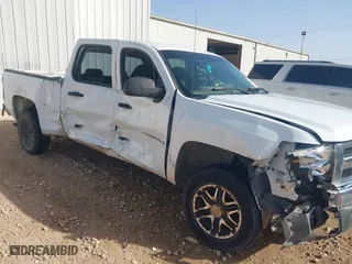 2007 Chevrolet Silverado 1500 LT w/1LT with VIN 2GCEC13C071548412, listed as a IAAI auction lot 41749608 with 224,313 mi miles. Bid and sale history available at carsss.com. Image 6.