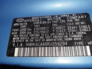 2019 Hyundai Kona SEL with VIN KM8K6CAA6KU359294, listed as a IAAI auction lot 41176192 with 52,208 mi miles. Bid and sale history available at carsss.com. Image 9.