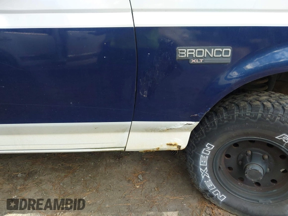 1995 Ford Bronco Eddie Bauer with VIN 1FMEU15NXSLA12108, listed as a IAAI auction lot 42670168 with 204,555 mi miles and . Bid and sale history available at DreamBid. Image 6.