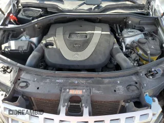 2009 Mercedes-Benz M 350 z VIN 4JGBB86E99A480725, wystawiony jako Copart lot #49236245 z przebiegiem 109 271 mil mil oraz Szkoda całkowita • Salvage title. Historia ofert i sprzedaży dostępna na DreamBid. Obrazek 12.