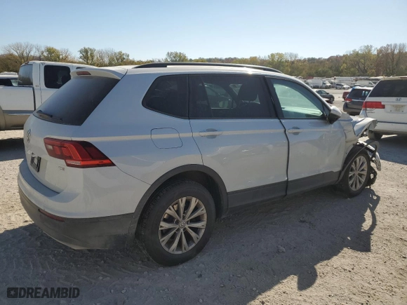2018 Volkswagen Tiguan S with VIN 3VV1B7AX7JM013797, listed as a Copart auction lot 77445924 with 194,708 mi miles and Salvage Title. Bid and sale history available at carsss.com. Image 3.