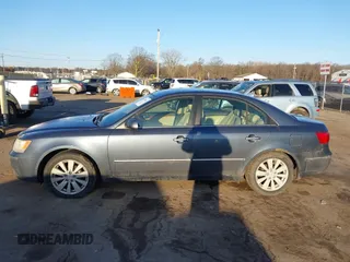 2009 Hyundai Sonata Limited with VIN 5NPEU46C89H455634, listed as a IAAI auction lot 41754062 with Not Provided miles and . Bid and sale history available at DreamBid. Image 14.