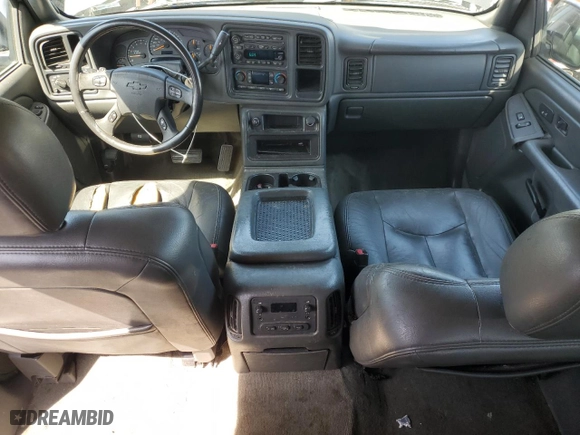 2004 Chevrolet Silverado 1500 Crew Cab LS with VIN 2GCEC13T141359277, listed as a Copart auction lot 48255445 with 183,870 mi miles and Salvage Title. Bid and sale history available at carsss.com. Image 8.