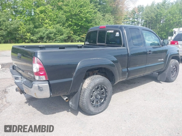 2010 Toyota Tacoma z VIN 5TEUU4EN4AZ743120, wystawiony jako IAAI lot #42342340 z przebiegiem 121 546 mil mil oraz . Historia ofert i sprzedaży dostępna na DreamBid. Obrazek 4.