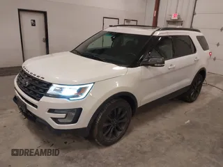 2017 Ford Explorer XLT z VIN 1FM5K8D83HGA30672, wystawiony jako IAAI lot #42209007 z przebiegiem 82 988 mil mil oraz . Historia ofert i sprzedaży dostępna na DreamBid. Obrazek 2.
