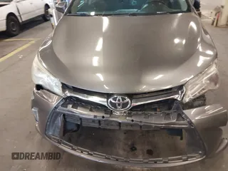 2015 Toyota Camry XLE with VIN 4T4BF1FK4FR474445, listed as a IAAI auction lot 40777928 with 222,913 mi miles. Bid and sale history available at carsss.com. Image 21.